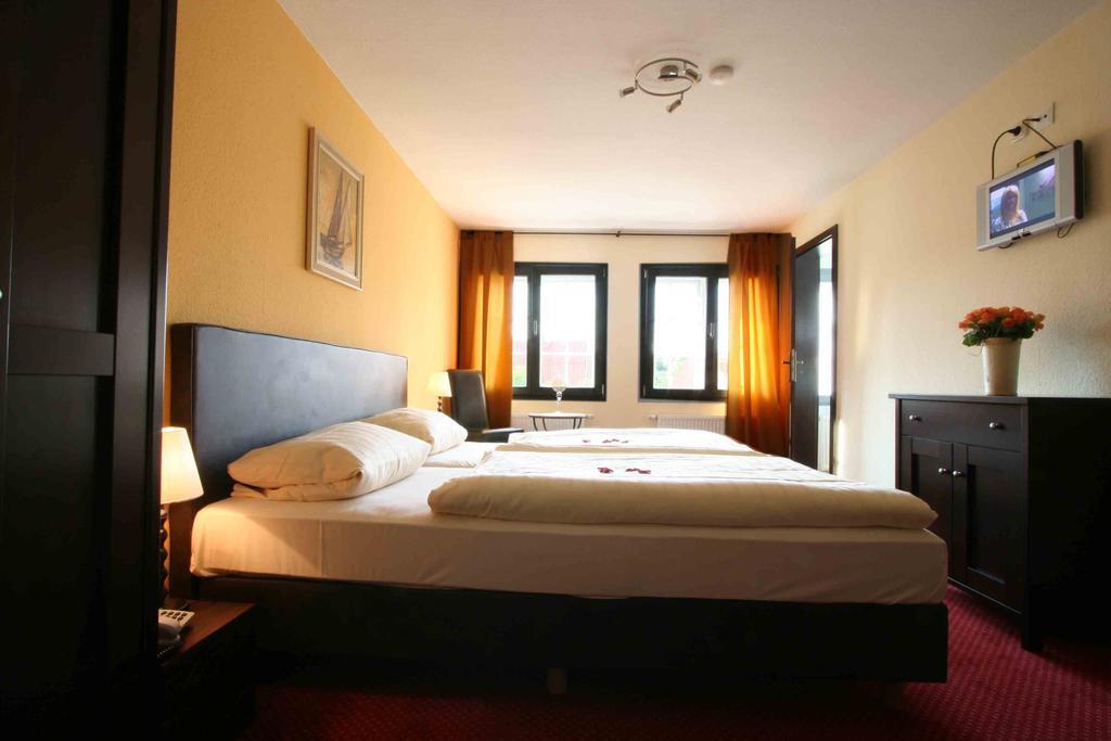 Hotel Restaurant Burgerstuben Bad Segeberg Rum bild